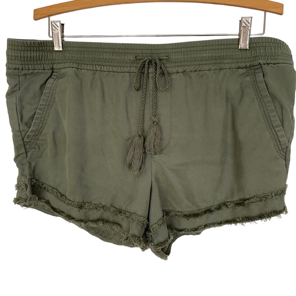 LOFT Womens Drawstring shorts Olive Size L